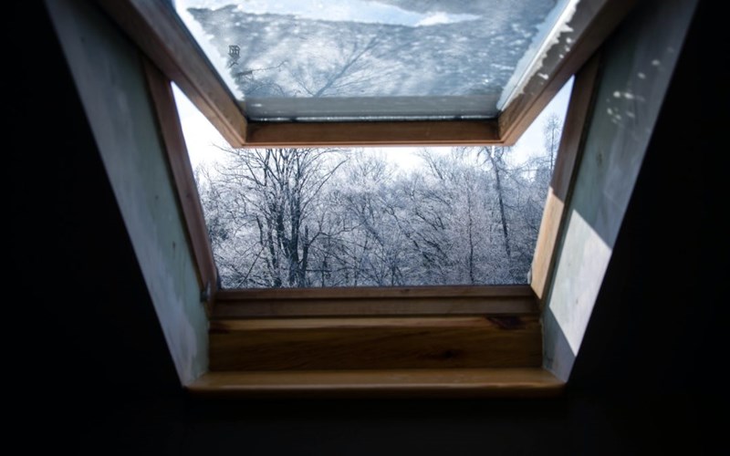 maintaining skylights