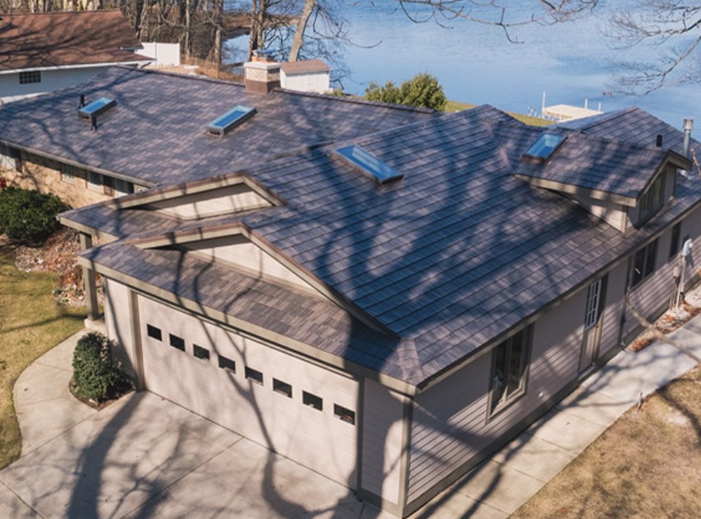 Residential roof replacement project in Michigan