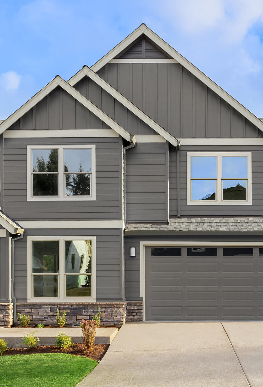Home exterior showing one of Werner Roofing's siding style options